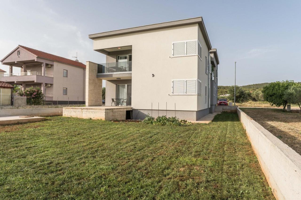 Luxury D Apartments ビビニェ エクステリア 写真