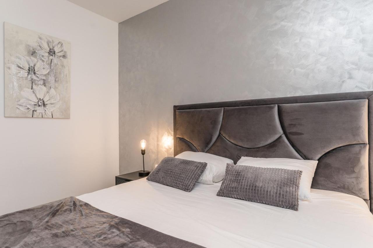 Luxury D Apartments ビビニェ エクステリア 写真
